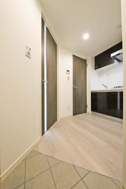 ＶＥＲＸＥＥＤ　ＳＴＡＩＲ　Ｏｍｏｒｉ　Ｋｉｔａの玄関|落ち着いた玄関です