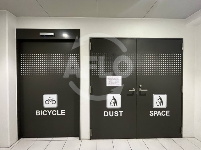 レオンコンフォート南堀江のその他共用部分|レオンコンフォート南堀江　駐輪場、ゴミ捨て場