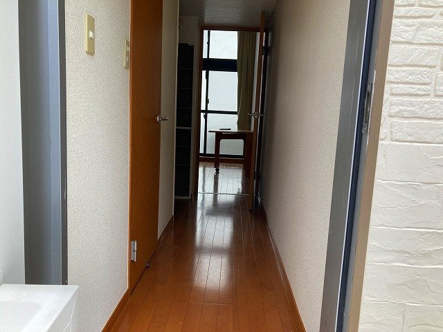 レオパレスハーモニーの玄関|きれいな玄関です