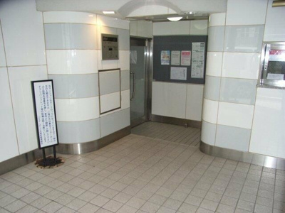 【エントランス】