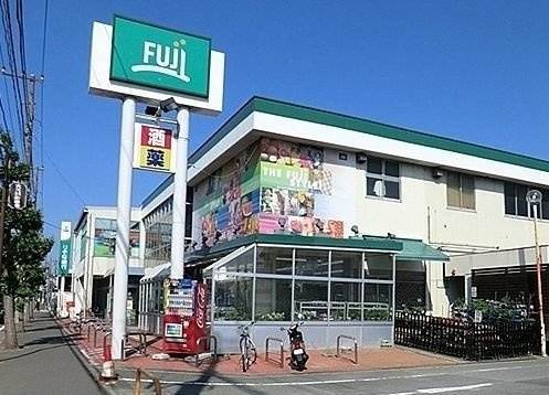 カームプレイン森崎の周辺|ＦＵＪＩ佐原店まで717m