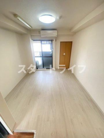 大阪市淀川区東三国５丁目の賃貸マンションの寝室