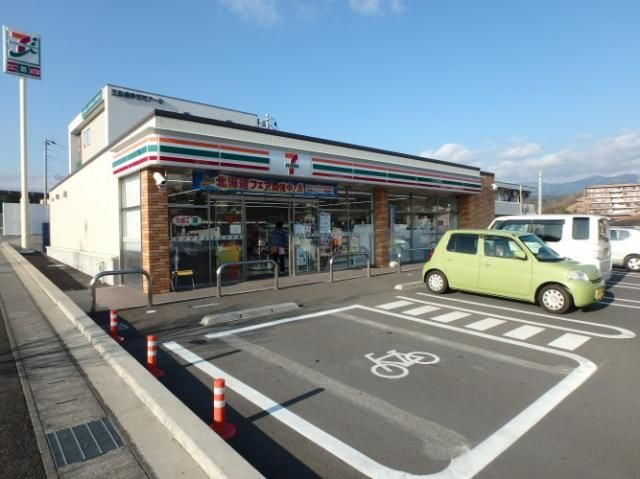 セルカ・リーオの周辺