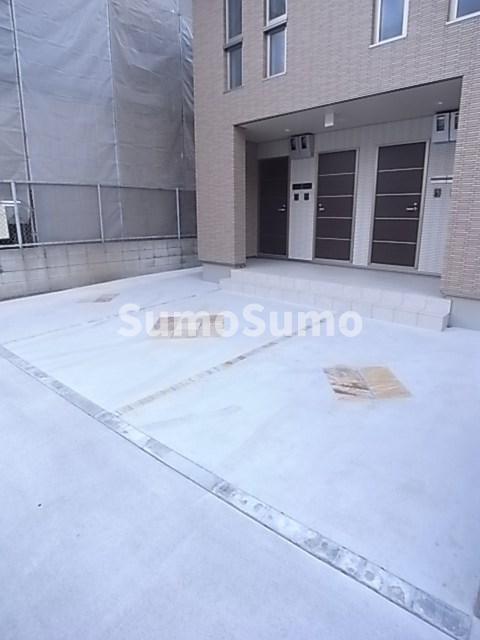 東園田ハイツのエントランス|きれいな外観です