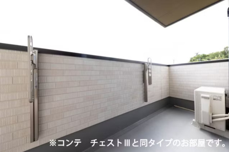 ヤングウッズ港町のバルコニー