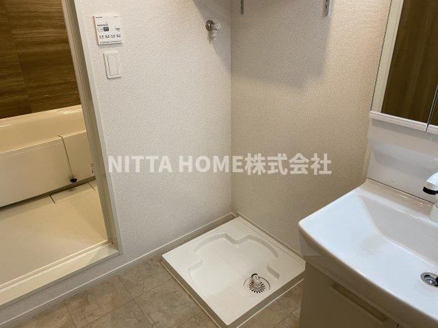 フォルトゥーナ西岡屋Ⅱの洗面所|室内洗濯機置き場も付いています！