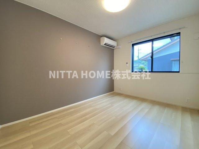フォルトゥーナ西岡屋Ⅱの洋室|独立した洋室６．１帖あります◇
