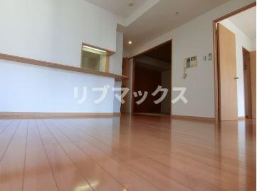 【居間・リビング】ドゥーエ横浜駅前