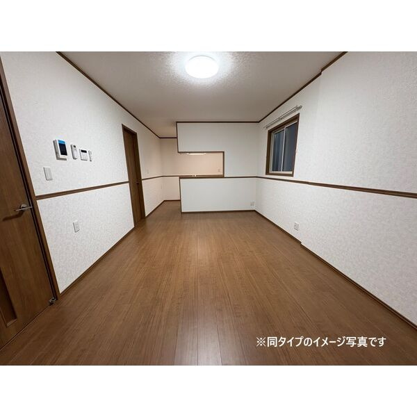 【新築】つしだ.comの居間・リビング