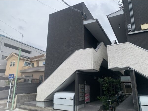 CRASTINE高畑の周辺