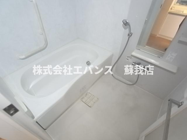 【浴室】 | エコロジー千葉みなとレジデンス | 落ち着いた空間のお風呂です