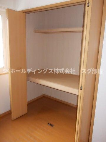 グレイス　スクエア　Ａ棟の収納