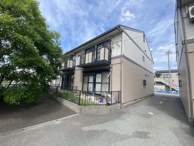 サンパセオ山水　II棟の外観
