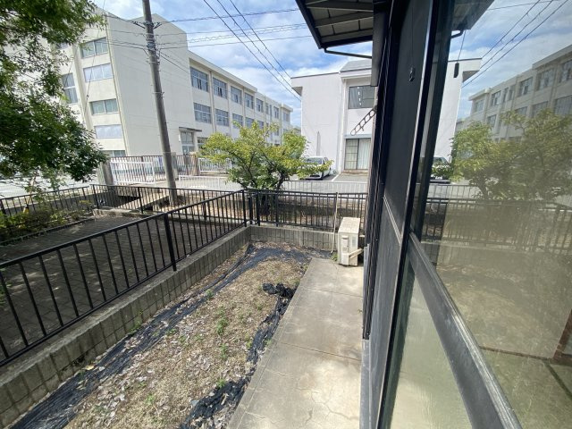 サンパセオ山水　II棟の庭