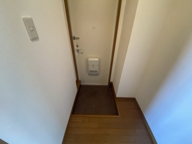 サンパセオ山水　II棟の玄関