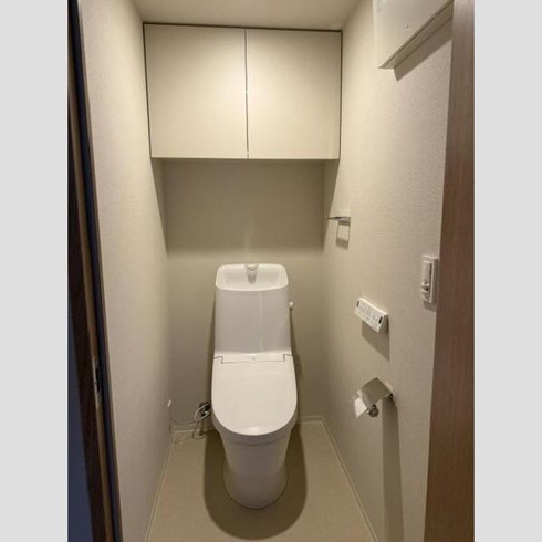 ウォシュレット付きのトイレです♪