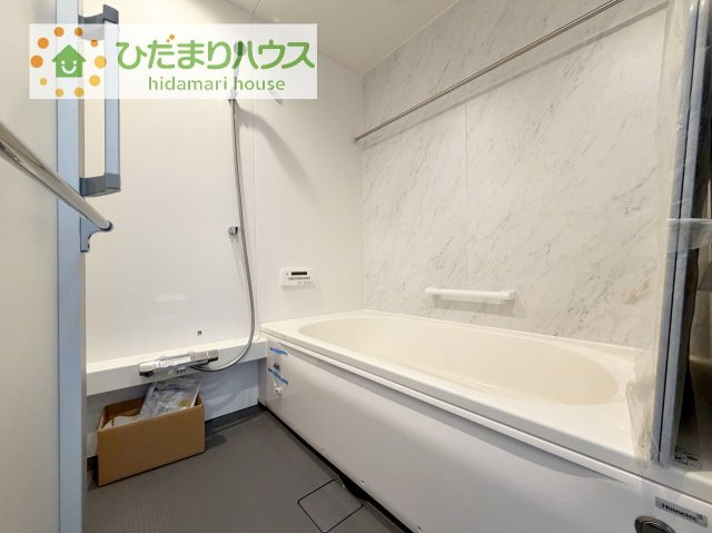 【浴室】 | 牛久市中央1丁目　新築戸建　3号棟 | 今日も１日お疲れでした。広いお風呂で疲れを癒してください、、、♡
