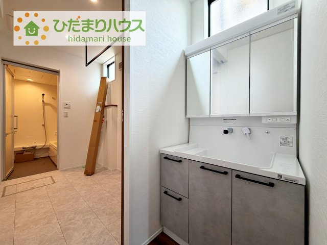【独立洗面台】 | 牛久市中央1丁目　新築戸建　3号棟 | 