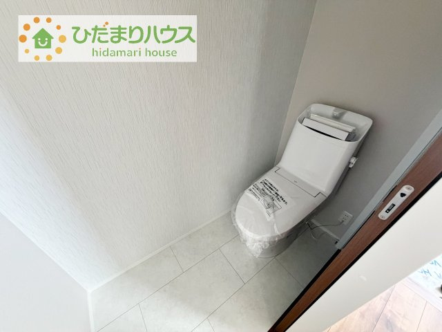 【トイレ】 | 牛久市中央1丁目　新築戸建　3号棟 | 白を基調としたトイレは、インテリア次第でどんな空間になるかワクワクしますね♪