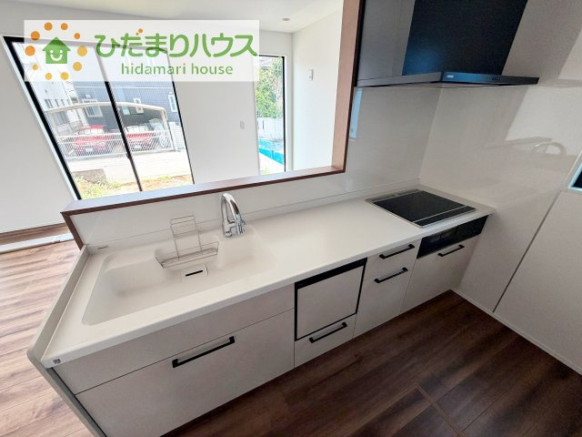 【キッチン】 | 牛久市中央1丁目　新築戸建　3号棟 | 料理をしながらでも、ご家族との会話を楽しめる対面式キッチン♪