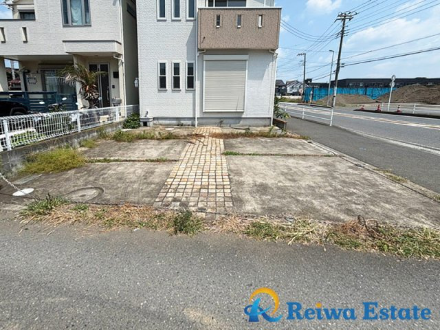 中古戸建　茅ヶ崎市中島の駐車場