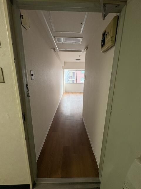 ストークマンション新川の玄関