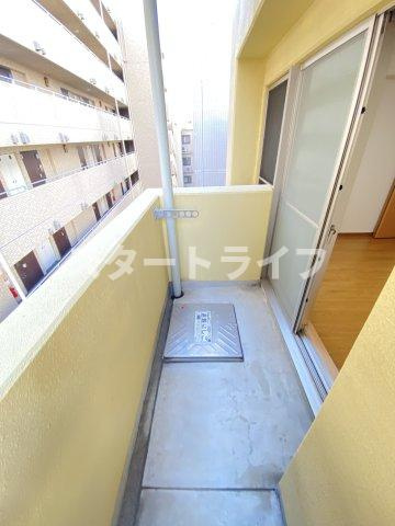 大阪市東淀川区東中島２丁目の賃貸マンションのバルコニー