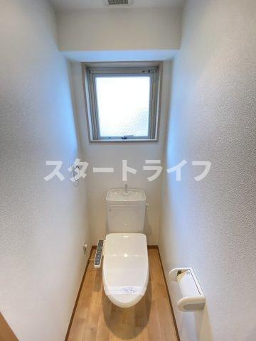 大阪市東淀川区東中島２丁目の賃貸マンションのトイレ