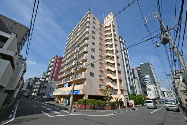 ストーク天神ハイムの外観|ご不明な税金・諸費用についても丁寧にサポートいたします。現地見学で、住まいのイメージやご希望をぜひお聞かせください。