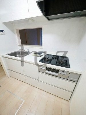 ドルチェ横濱鶴ヶ峰のキッチン