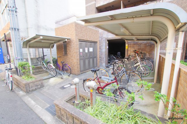 エステムコート大阪城北天満の杜　仲介手数料無料の駐車場