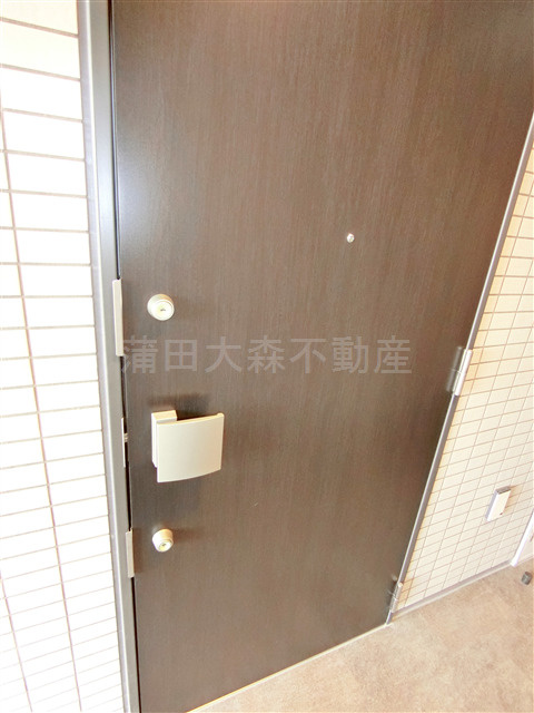 ARCOBALENO HANEDAⅡアルコバレーノハネダツーの玄関