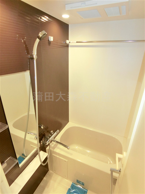 ARCOBALENO HANEDAⅡアルコバレーノハネダツーの浴室|浴室乾燥機付きのバスルーム　お風呂
