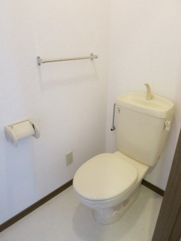 【トイレ】 | コンフォート　２８ | トイレです
