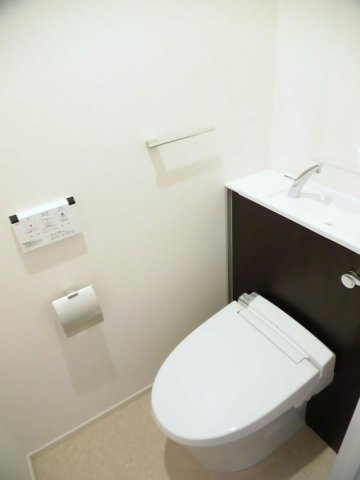 ＲＯＯＴ・ＯＮＥのトイレ|コンパクトで使いやすいトイレです