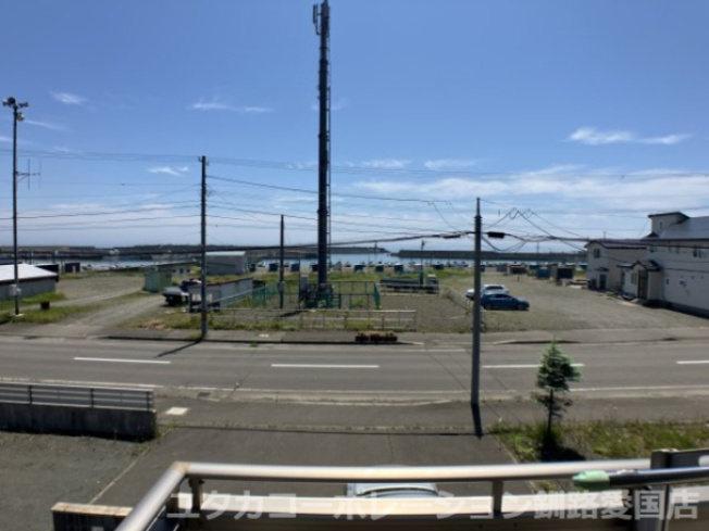 【展望】 | 【商談中】釧路町昆布森1丁目25-1売家 | バルコニーから海が見えるなんて憧れますね～！