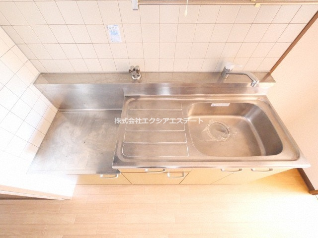 エストレージャ 文の里のキッチン