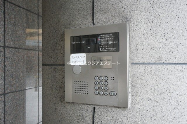 エストレージャ 文の里のセキュリティ