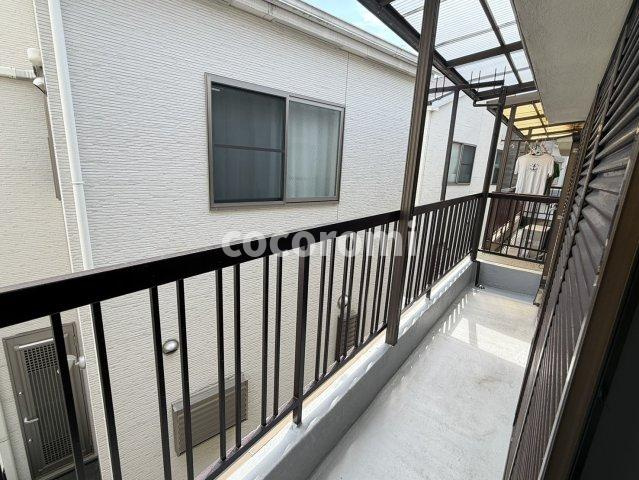 門真市本町貸家のバルコニー