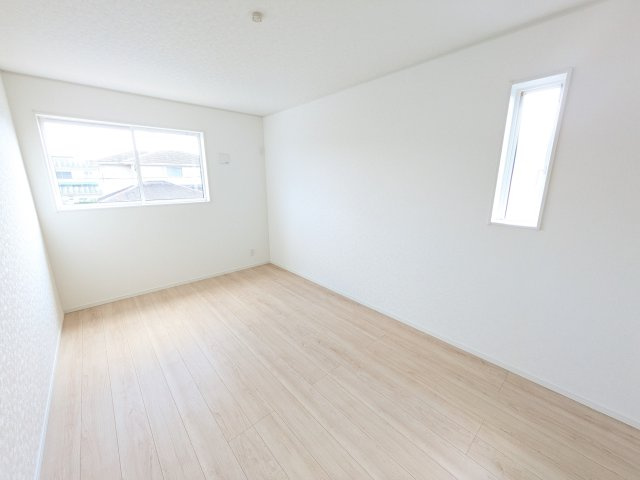 北茨城市中郷町日棚　第1　新築戸建ての洋室