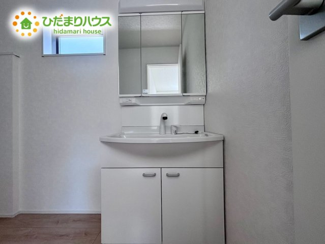 北本市二ツ家第1　新築戸建　クレイドル04の独立洗面台