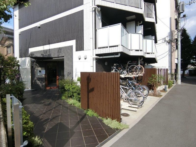 【エントランス】アリーチェ中野富士見町