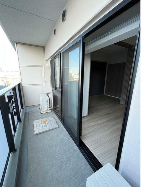 ラティエラ武蔵小杉のバルコニー|他のお部屋の参考写真となります。