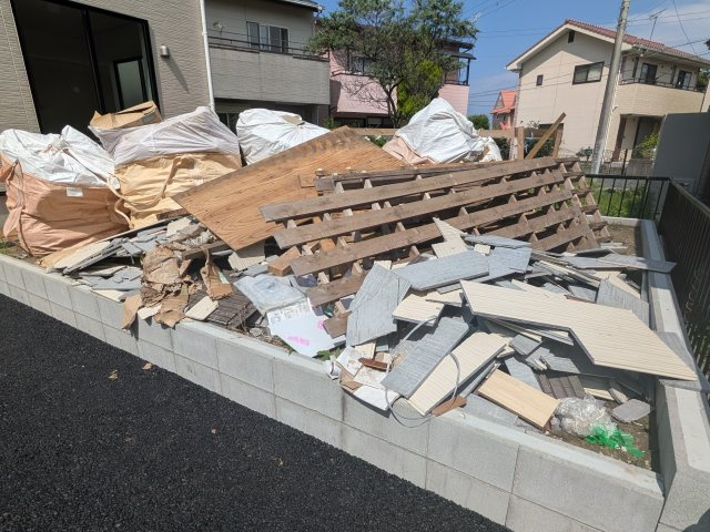 高萩市有明町　第6　新築戸建ての庭|日当たりや広さを現地で体感してください。理想のガーデニングや家庭菜園を始めてみませんか。