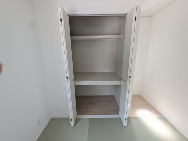 高萩市有明町　第6　新築戸建ての収納