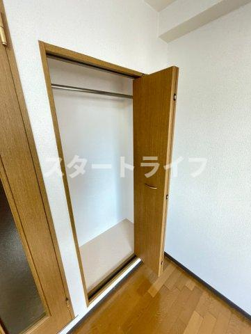 大阪市淀川区宮原２丁目の賃貸マンションの収納