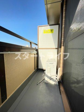 大阪市淀川区宮原２丁目の賃貸マンションのバルコニー