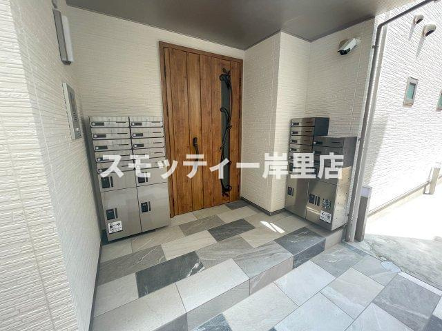 クリエオーレ聖天下のエントランス