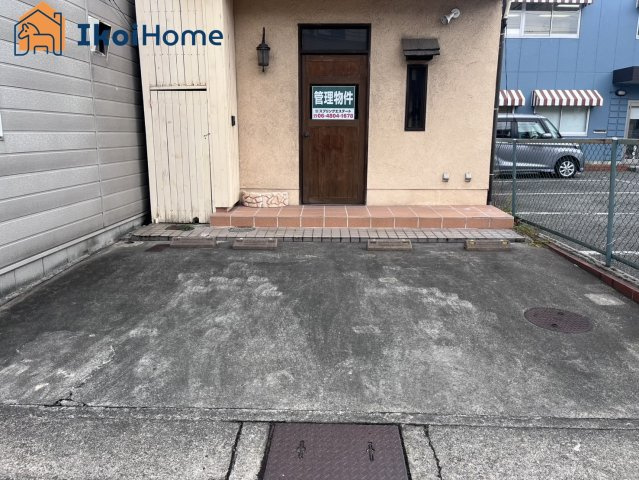 明石市田町２丁目　中古戸建の駐車場|●年中無休：見学時間9:00～20:00・当日予約可●駐車場は2台になります。普通車2台可能です。