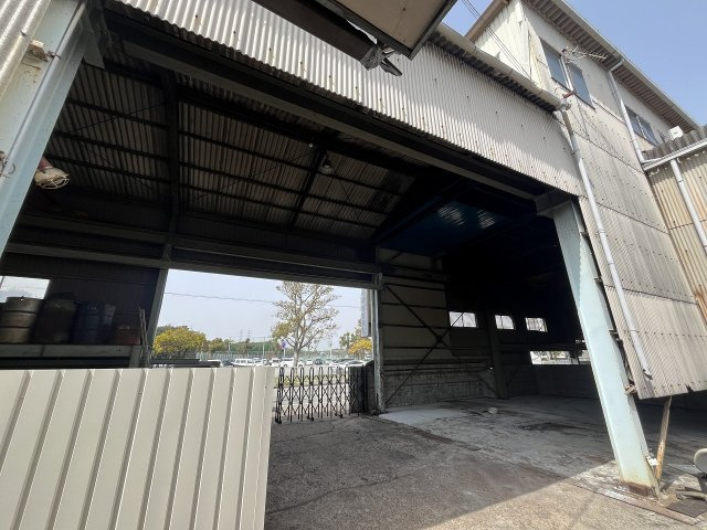 白浜町貸倉庫